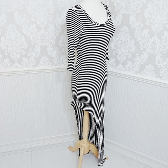 Charlotte Russe Long Maxi Bodycon Dress Black White Striped Juniors Size Medium - Picture 2 of 4